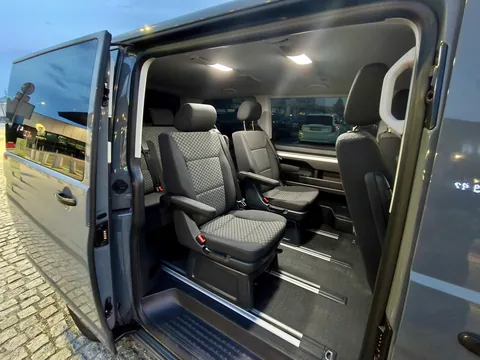 Transfer Pyrzowice - Kraków | Bus z lotniska Katowice do hotelu